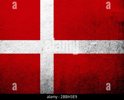 Il Regno di Danimarca bandiera nazionale. Grunge sfondo Foto Stock
