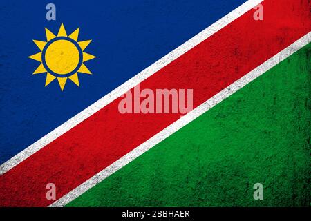 La bandiera nazionale della Repubblica di Namibia. Grunge sfondo Foto Stock