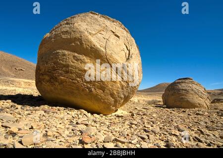 Massi rotondi nel deserto, Negev Foto Stock