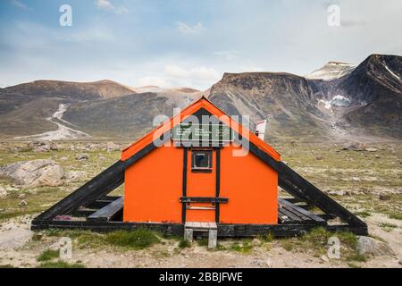 Shelter di emergenza della Valle di Giugno, Pass di Akshayak, Parco Nazionale di Auyuittuq Foto Stock