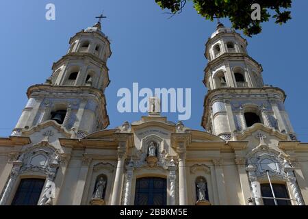 La facciata della "Chiesa di San Pedro Telmo, San Telmo è il barrio più antico di Buenos Aires, Argentina Foto Stock
