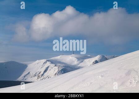 Honninsvag cadde visto dal monte Storefjell, Norvegia. Foto Stock