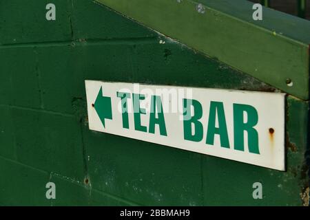 Una vista generale della segnaletica in Huish Park Foto Stock