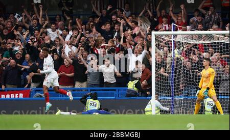 Il Lys Mousset di Sheffield United celebra Foto Stock