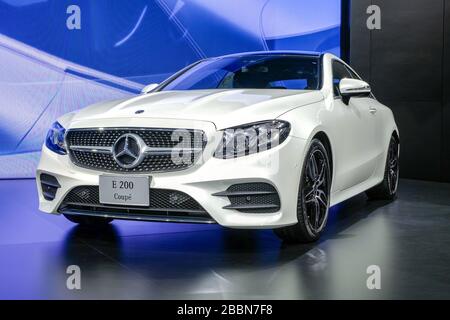 Nonthaburi-Thailand Apr 2 2018: Mervedez BENZ e 200 Coupe in mostra al 39th Bangkok International Motor Show 2018 dal 28 AL 8 MARZO 2018 Foto Stock