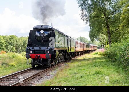 Treno a vapore 34092 sulla East Lancs Railway Foto Stock