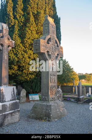 Muiredach's Cross nella contea di Monasterboice, Louth, Irlanda Foto Stock