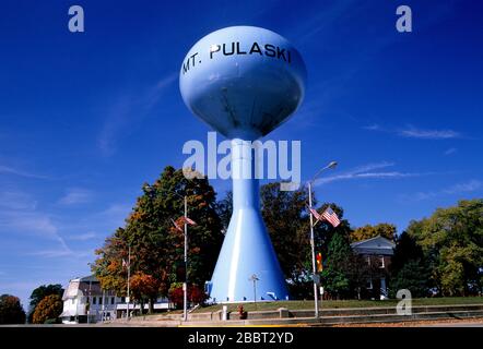 Torre dell'acqua, Mt Pulaski, Illinois Foto Stock