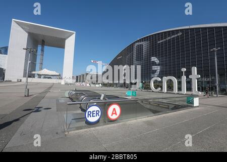 PARIGI, 15° GIORNO, LOCKDOWN PARIGINO Foto Stock