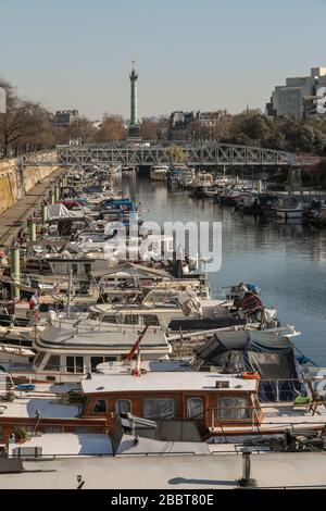 PARIGI, 15° GIORNO, LOCKDOWN PARIGINO Foto Stock