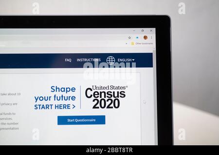 USA Census 2020 Mailing e sito web per il questionario online Foto Stock