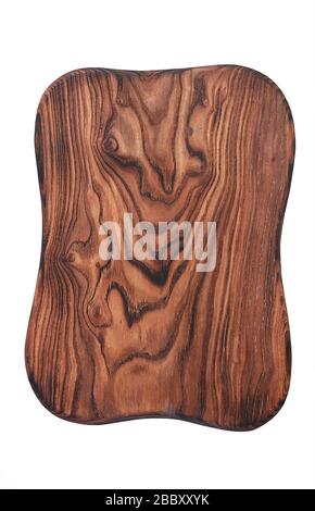 Vista dall'alto del tagliere in legno lavorato a mano isolato su sfondo bianco. Foto Stock