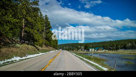 Lungo la strada dello Spearfish Canyon Scenic Byway, South Dakota Foto Stock