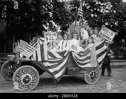 Suffragi in parata ca. 1910-1915 Foto Stock