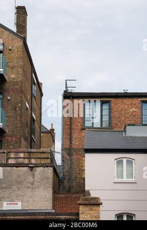 Edifici su Stanley Gardens, East Acton, Londra, W3 Foto Stock