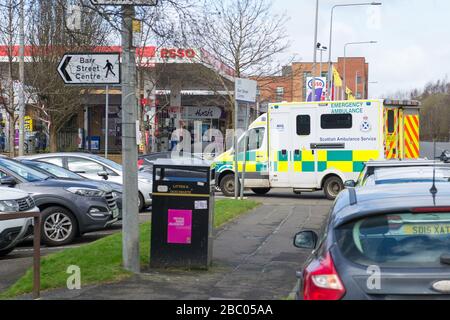 Glasgow, Regno Unito. 2nd Apr, 2020. Nella foto: Scene del Centro di Test NHS Covid19 in Barr Street, Glasgow. Credito: Colin Fisher/Alamy Live News Foto Stock