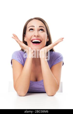 Ritratto di una giovane donna in studio Foto Stock