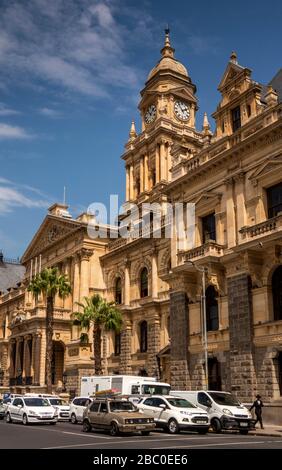 Sud Africa, Città del Capo, Municipio, traffico su Darling Street, all'incrocio di Corporation Street Foto Stock