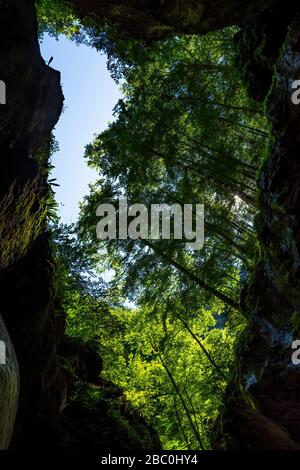 Spettacolare Gorges du Pont-du-Diable , un carsico situato lungo la Dranse de Morzine, Chablais massiccio in alta Savoia, Portes du soleil regione, Francia Foto Stock