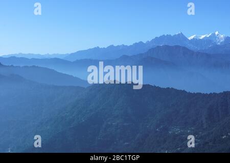 Himalaya vista dal gangtok sikkim nord-est india Foto Stock