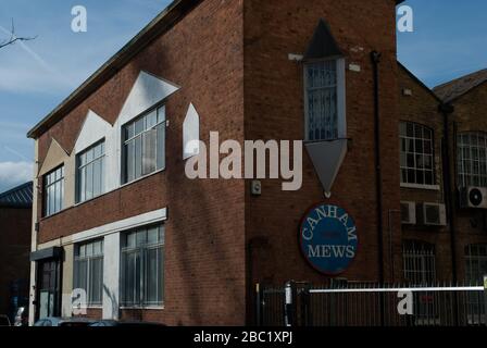 Canham Mews, Canham Road, East Acton, Londra, W3 Foto Stock