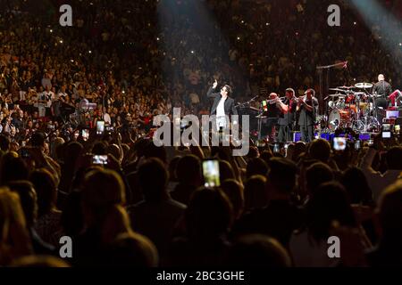La sensazione di canto latino Marc Anthony si esibisce all'American Airlines Arena di Miami, Florida. Foto Stock