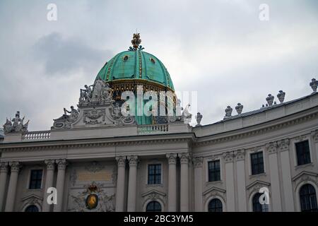 Palazzo Imperiale a Vienna in una giornata torbida Foto Stock