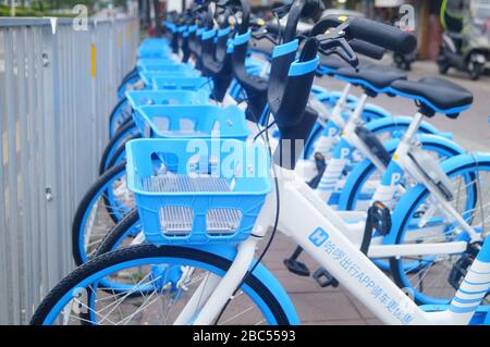 Shenzhen, Cina: Nuovo Ciao biciclette sulla strada, si può guidare senza un deposito Foto Stock