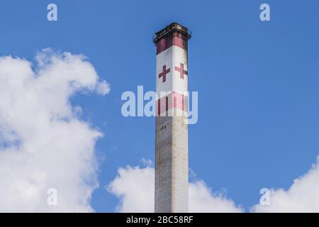 Johannesburg, Sud Africa, 15 marzo - 2020: Pila di fumo ospedaliera per un grande ospedale didattico. Foto Stock