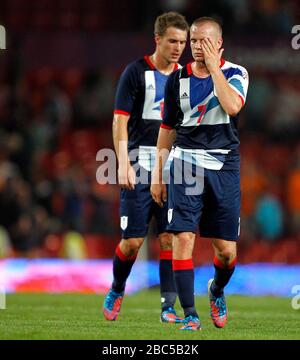 Tom Cleverley della Gran Bretagna sembra dejected dopo la Gran Bretagna contro Senegal, calcio di Mens, primo giro, gruppo UNA partita a Old Trafford, Manchester. Foto Stock