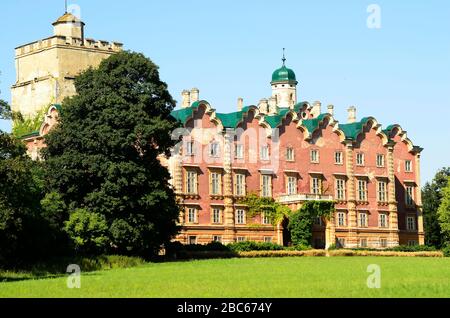 Austria, castello Brugg nel parco pubblico di Bruck an der Leitha Foto Stock