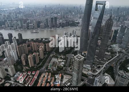 Shanghai, Cina - 03 giu 2018: Vista aerea del paesaggio urbano di Shanghai, Pudong Foto Stock