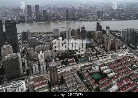 Shanghai, Cina - 03 giu 2018: Vista aerea del paesaggio urbano di Shanghai, Pudong Foto Stock