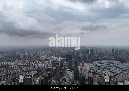 Shanghai, Cina - 03 giu 2018: Vista aerea del paesaggio urbano di Shanghai, Pudong Foto Stock