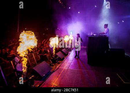 Skanderborg, Danimarca. 08th, agosto 2018. Il rapper olandese Lil’ Kleine ha tenuto un concerto dal vivo durante il festival musicale danese SmukFest 2018. (Photo credit: Gonzales Photo - Lasse Lagoni). Foto Stock