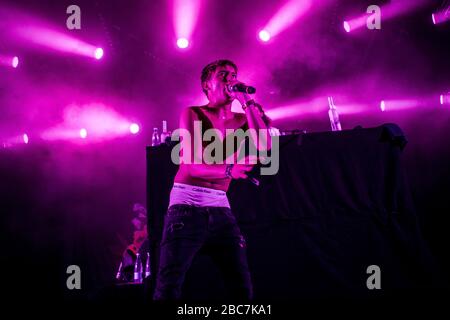 Skanderborg, Danimarca. 08th, agosto 2018. Il rapper olandese Lil’ Kleine ha tenuto un concerto dal vivo durante il festival musicale danese SmukFest 2018. (Photo credit: Gonzales Photo - Lasse Lagoni). Foto Stock