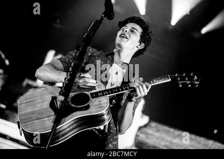 Skanderborg, Danimarca. 09th, agosto 2018. La cantante e cantautrice canadese Shawn Mendes si esibisce in un concerto dal vivo durante il festival musicale danese SmukFest 2018. (Photo credit: Gonzales Photo - Lasse Lagoni). Foto Stock