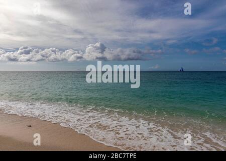 Boracay Island bella spiaggia puka shell spiaggia, Filippine. Foto Stock