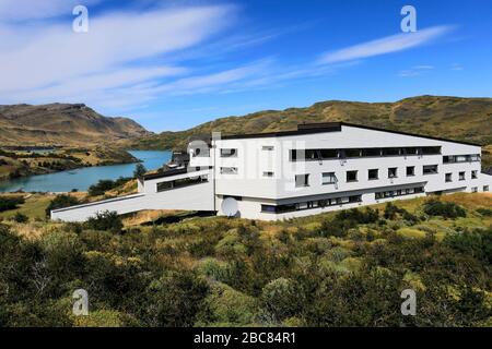 L'Explora Patagonia Hotel Salto Chico, Lago Pehoe, Torres de Paine, regione Magallanes, Patagonia, Cile Foto Stock