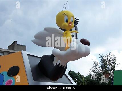 Caravanne Publicitaire durante il Tour de France 2006, pista ciclabile 15 gara,Gap - l'Alpe-d'Huez il 18 giugno 2006 in 'Alpe-d'Huez, Francia - Foto Laurent Lairys /DPPI Foto Stock