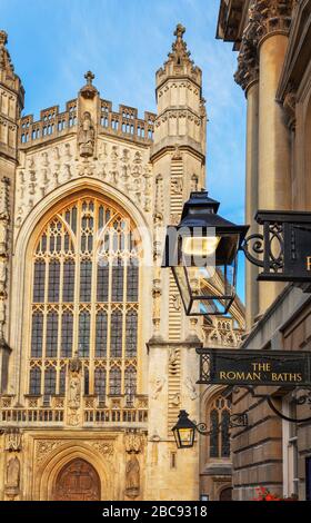 Cattedrale di Bath e Bagni Romani, bagno, Somerset, Regno Unito Foto Stock