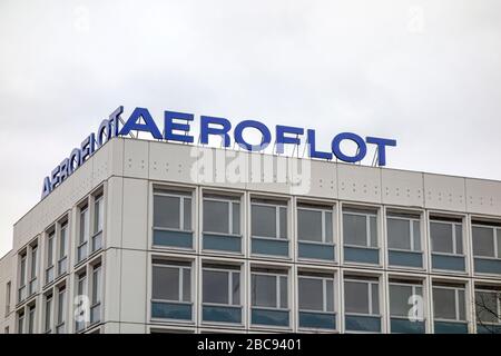 Berlino / Germania - Dic 25, 2017: Aeroflot segno a Berlino, Germania - Aeroflot è il vettore di bandiera e la più grande compagnia aerea della Federazione Russa Foto Stock