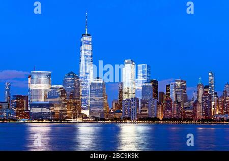 New York Skyline Freedom Tower One World Trade Center Downtown Manhattan New York City Financial District Foto Stock