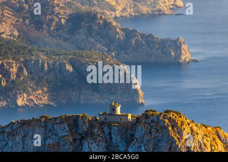 Veduta aerea, SA Dragonera, Dracheninsel, ex faro far de Na Pòpia, Andratx, Mallorca, Spagna, Europa, Isole Baleari Foto Stock