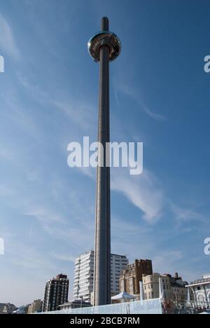 Torre di osservazione British Airways i360, Lower Kings Road, Brighton BN1 2LN di Mark Barsfield Architects
