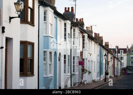 Terrazze Row Houses Colors colorati Windows Elevation Architectural Details in Brighton, East Sussex BN1 Foto Stock