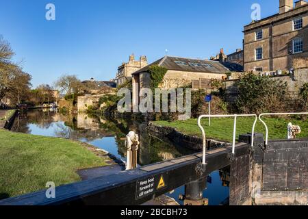 Widcombe Locks, Kennet e Avon Canal, Bath Somerset UK Foto Stock