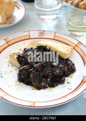 Ristorante Harry's Bar, Seppie con polenta bianca, Cuttlefish con bianco, polenta, Venezia, Veneto, Italia, Europa Foto Stock