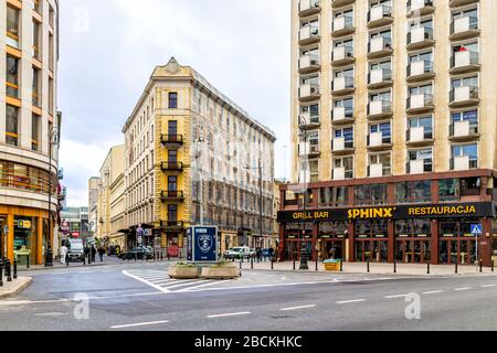 Varsavia, Polonia - 22 gennaio 2020: Segnale per il ristorante Sphinx grill bar negozio esterno e centro storico nel centro di Varsavia sulla via Szpitalna Foto Stock