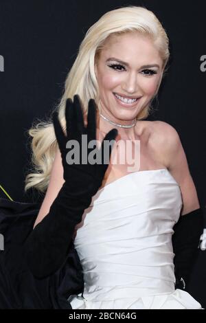 (FILE) le date di residenza di Las Vegas di Gwen Stefani per il mese di maggio sono cancellate tra Coronavirus COVID-19 Pandemic. Gwen Stefani ha annunciato che tutti i suoi concerti 'Just a Girl' in programma per maggio 2020 sono stati cancellati a causa della crisi sanitaria. SANTA MONICA, LOS ANGELES, CALIFORNIA, Stati Uniti - 10 NOVEMBRE: Il cantante Gwen Stefani che indossa vera Wang arriva al 2019 e! People's Choice Awards si è tenuto al Barker Hangar il 10 novembre 2019 a Santa Monica, Los Angeles, California, Stati Uniti. (Foto di Xavier Collin/Agenzia stampa immagini) Foto Stock